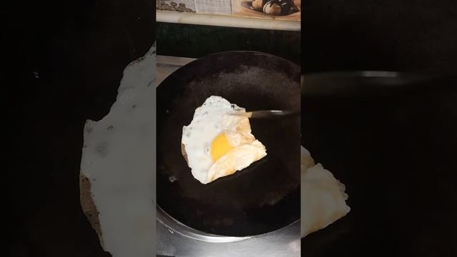 Half boiled|Egg omlette challenge😋#shorts #cooking