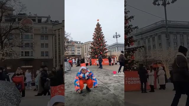 танцы под ёлочкой в Москве 🎄🥳🎄🥳🎄🥳