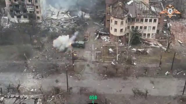 🔥 ВС РФ сжигают технику оккупантов на Дзержинском направлении

Операторы ударных дронов 132-й брига