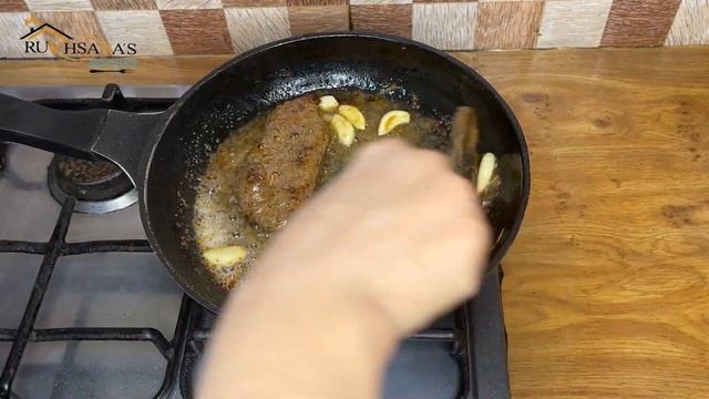 Beef Steak Recipe With White Sauce | Steaks without Oven | بیف اسٹیک بنانے کا پروفیشنل طریقہ