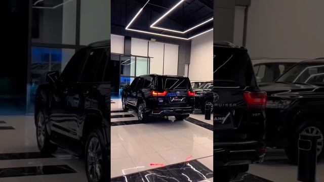 2023 Toyota Land Cruiser 300 VX 🚙🖤😍 #toyota #landcruiser #300