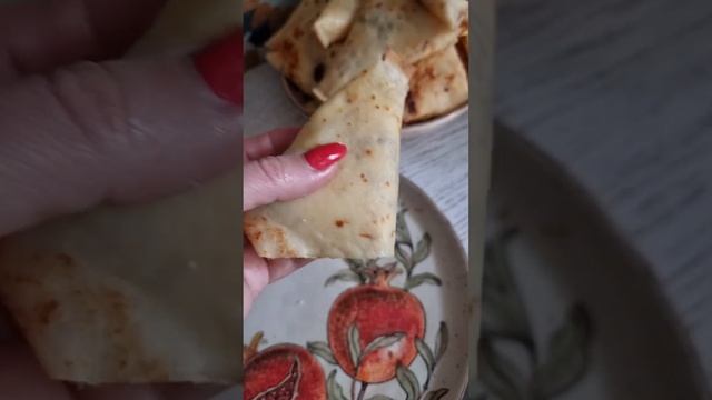 накрутила треугольных блинов #жизньбездублей #блины #ташамуляр
