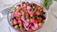 Винегрет с фасолью и горошком