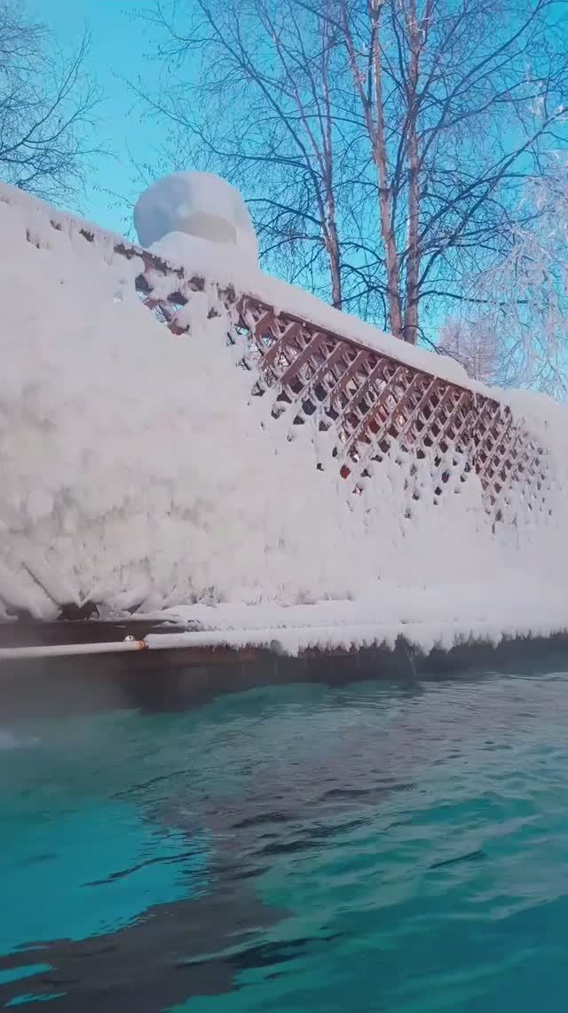 Бассейн в мороз