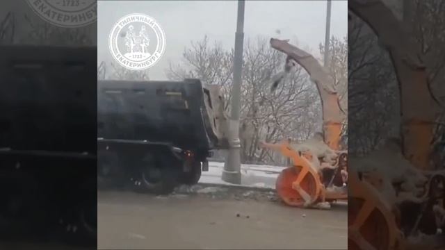 Особенности национальной уборки снега. Самая смешная подборка