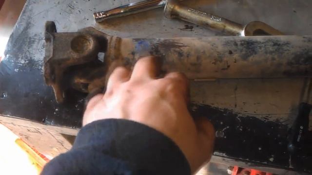 Propshaft Universal Joint replacement