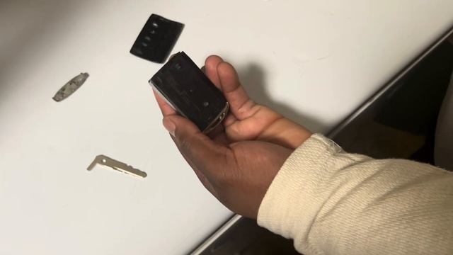 2021-2024 Mazda CX-5 Key Fob Battery Replacement - I Showed my wife how to replace the battery