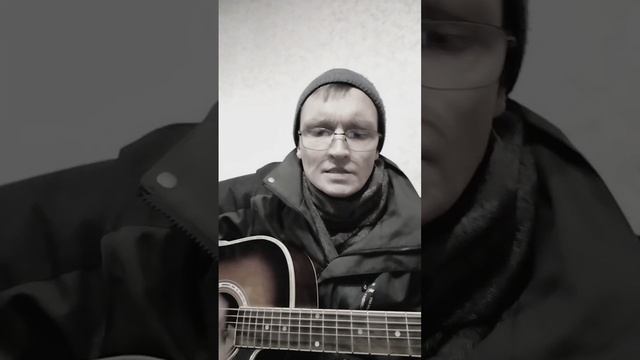 А впереди опять холмы да лес густой...