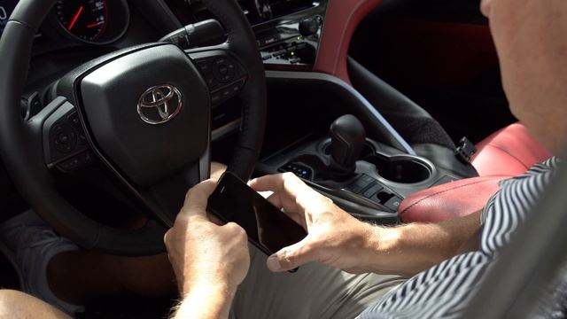The 2022 Toyota Camry | Test Drive with Kevin Hale
