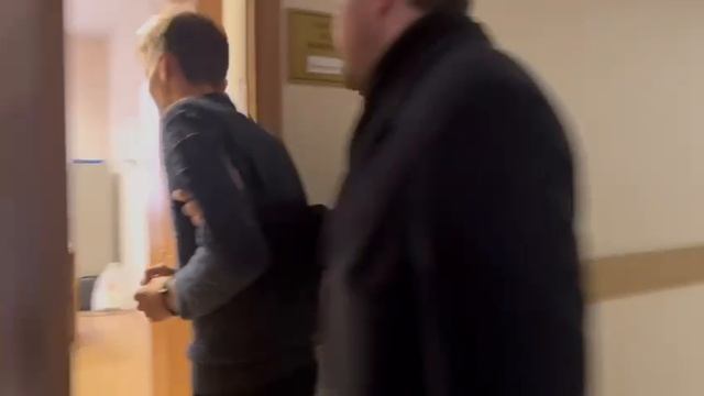 ‼️Кадры допроса мужчины, который напал с ножом на людей в магазине в Щелково‼️