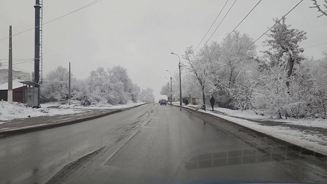 Луганск 13.012025, выпал снег))