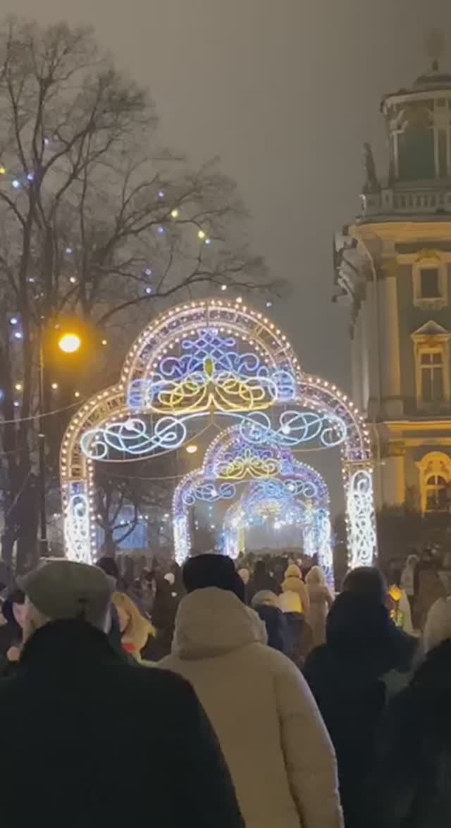 Вход в сад Зимнего дворца 💥НОВОГОДНИЙ Санкт-Петербург 2025