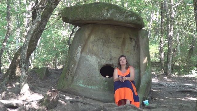 Видео курс "По дольменам и местам силы Северного Кавказа с Еленой Рониной"
Дольмен Сердце Матери.