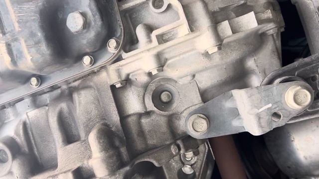 2011 Nissan Versa transmission noise