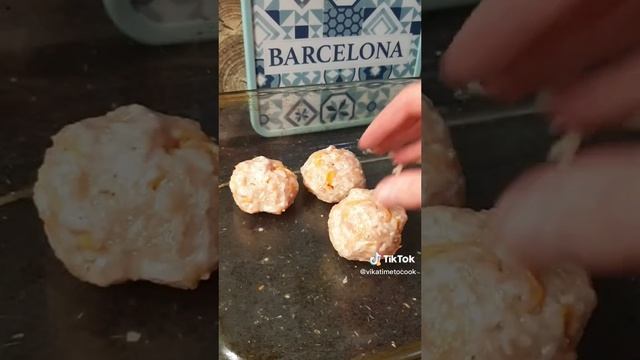 СОЧНЫЕ и НЕЖНЫЕ тефтели, в ароматном соусе.