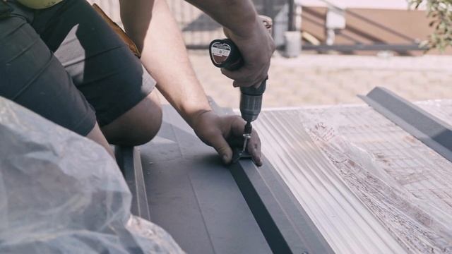 Укладка кровли гаража