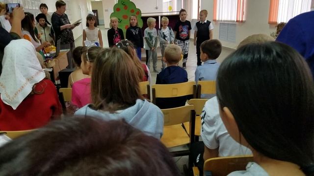 Осенний бал. 2класс. Частушки.