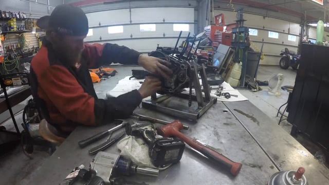 CBR300R Crankshaft replacement time lapse.