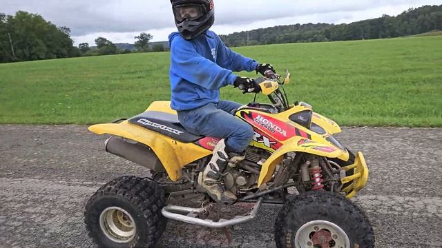 Just messing around on the atv's Honda trx250, Honda 400ex, and Kawasaki bayou 220.