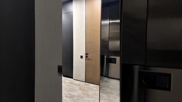 🔝 Представляем наш новый объект — современная квартира с элегантными дверями DESIGN в скрытом коробе