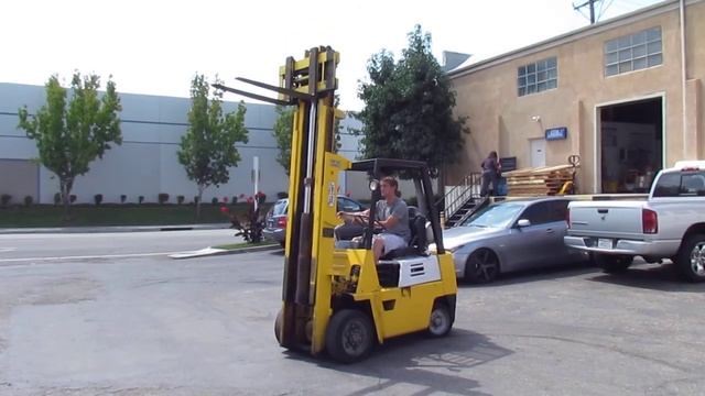 Lot #0100: Komatsu 4,680lbs Capacity Propane Forklift