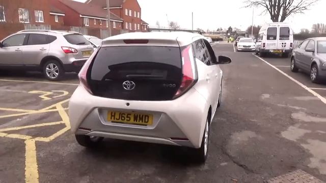 Toyota Aygo X-Pure Vvt-I u22100