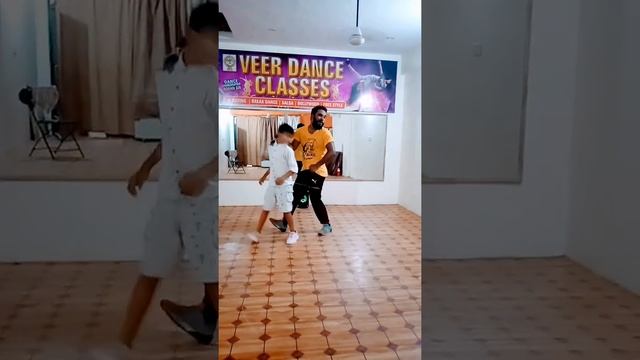 nacho nacho dance #rrr #youtubeshorts #dancecover #dancers #nachonachosong