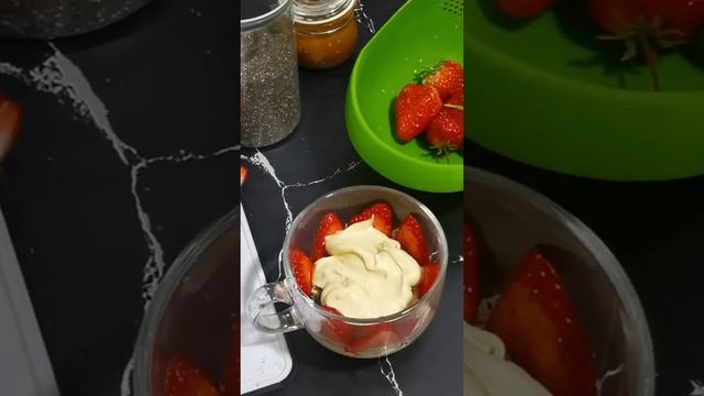 Супер вкусный чиа-пудинг   😋  #Shorts