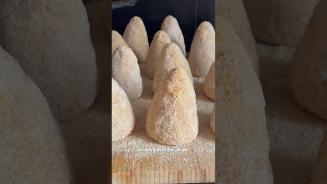 SICILIANI CREATIVI - Arancini di riso alla messinese, come farli in casa #shortsrecipe #arancini