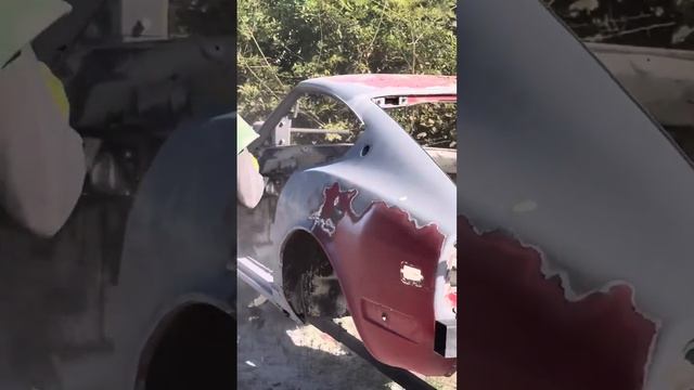 Sand Blasting a 1971 Datsun 240z Coupe!