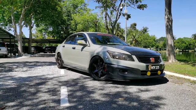 honda accord 2.0 (2010) khaki green