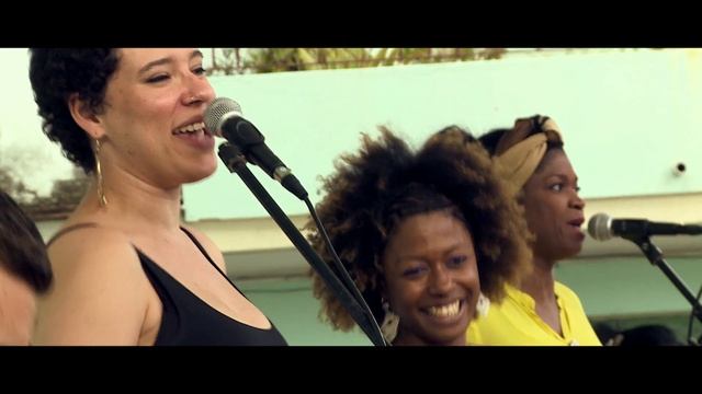 Nolosé Salsa - Que Viene Hablando La Habana 2013 (Official Music Video)