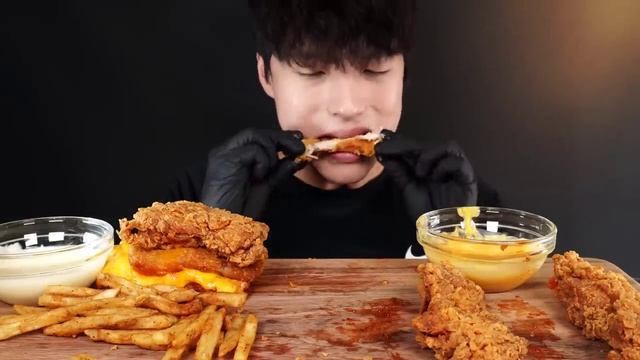 ASMR MUKBANG KFC FRIED CHICKEN & CHEESE CHICKEN BURGER & FRENCH FRIES & ONION RINGS EATING SOUNDS