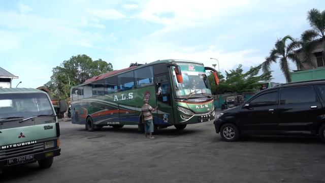 MAIN KE ZONA TERLARANG BUS ALS MEDAN