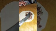 чебурек без масла😋25 февраля 24 #shorts #вкусные чебуреки