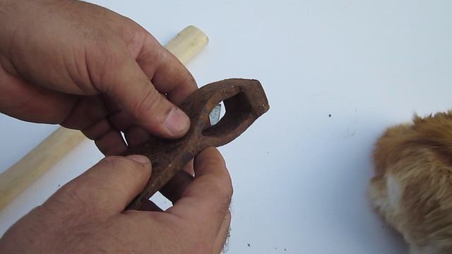 ЗАГУБЛЕННЫЙ ТОПОР