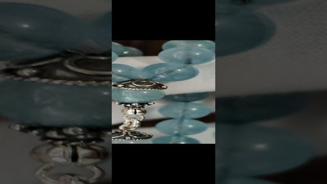 Четки из топаза с оригинальной подвеской
