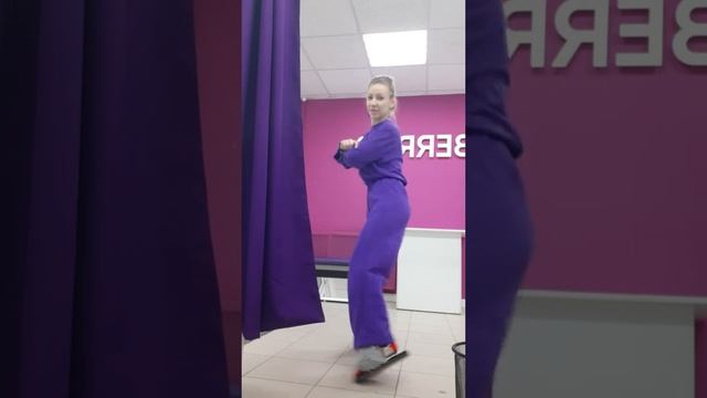 1000432328.mp4