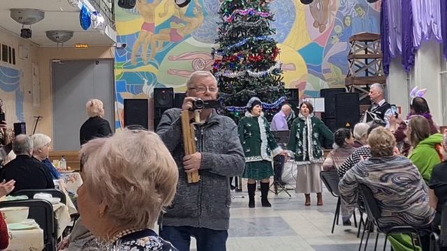 Зима в избушке.