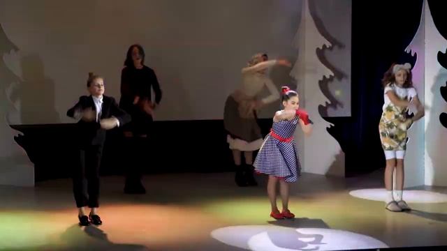 «Эй, гражданка!» Исп. Милалика Белялова