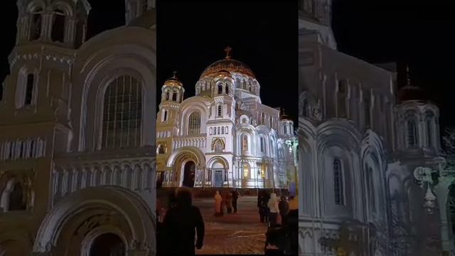 Вознесенский собор. Новочеркасск. Рождественское световое представление на здании.
