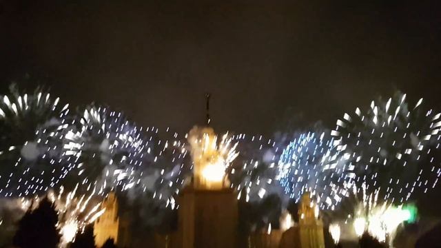 Круг света 2016 возле МГУ