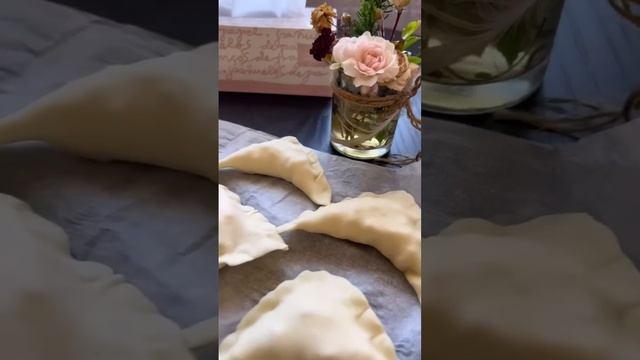 Пирожки за 30 минут! Для тех, у кого ручки из …ки 🤣🤣. #shorts