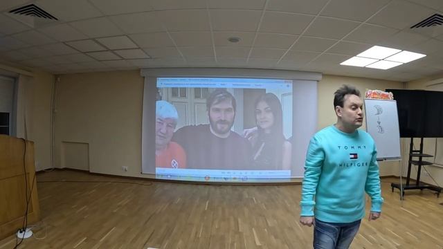 выдай замуж маму....