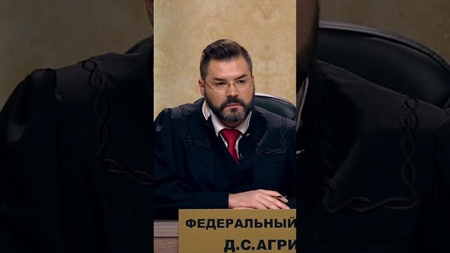 Твоя реакция, когда ты занят работой, а коллеги ссорятся из-за ерунды...