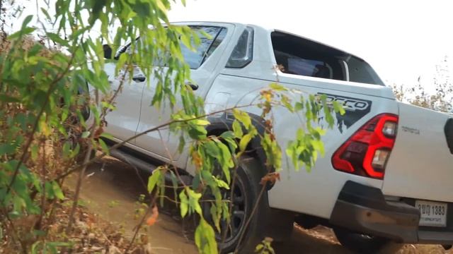 Hilux Revo 4x4 ลุยเส้นทางกรุงเทพฯ - เขาแผงม้า - เขาใหญ่