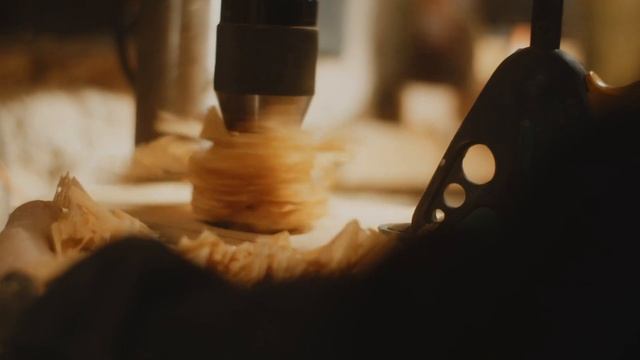 MADE IN Knowledge Atlas SI: Metka Zver │ O2 Turning Wood, woodturning