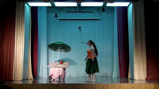 Горбунова Дарья. Эквилибр с шестом _Цветочница_