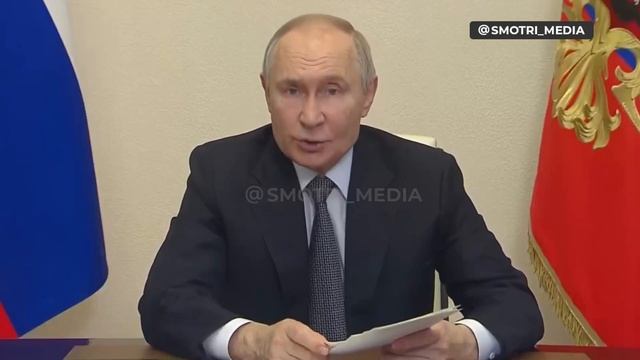 ⚡️Путин:

— Средства Крыму и Севастополю выделяются значительные, надо строго контролировать их испо