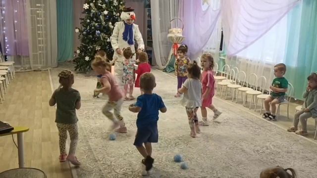 Развлечение "До свидания ёлочка"1 мл.гр.